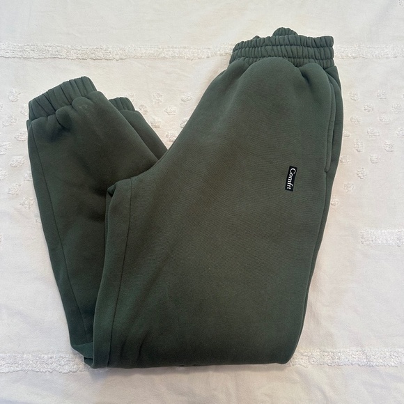 Comfrt Standard Bundle Sweatsuit in Forest Green - Picture 7 of 10